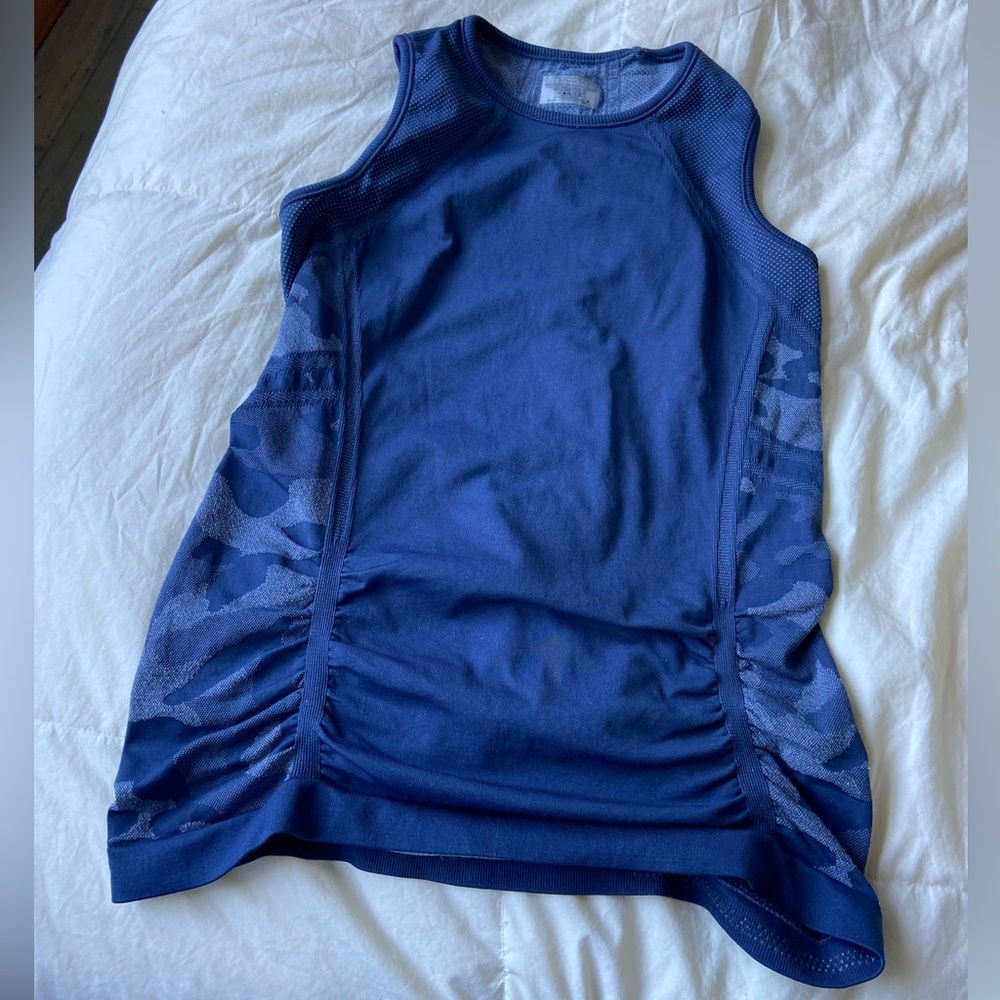 Athleta sports top